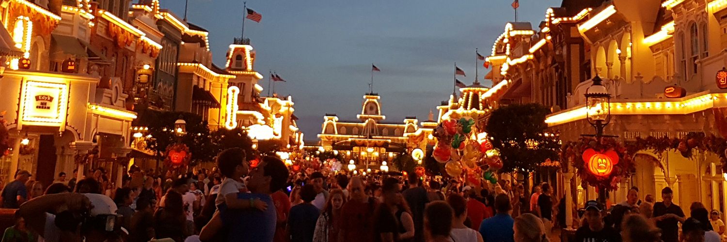 Andyahrens's profile banner image