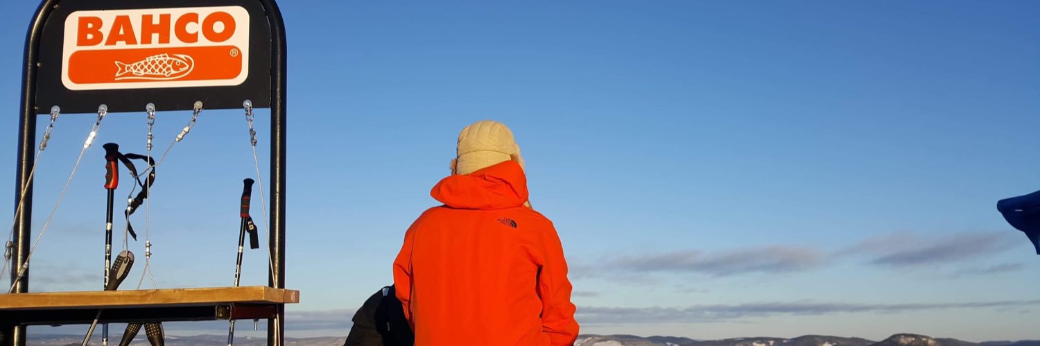 Vaussen's profile banner image