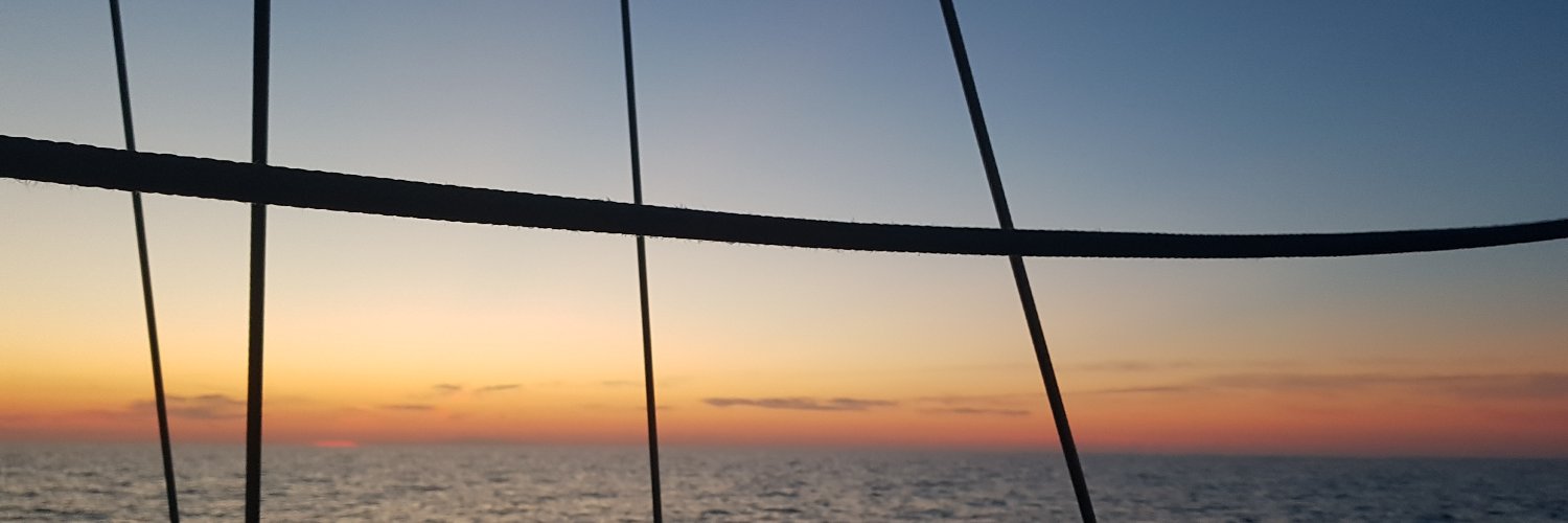 frankdavidb's profile banner image