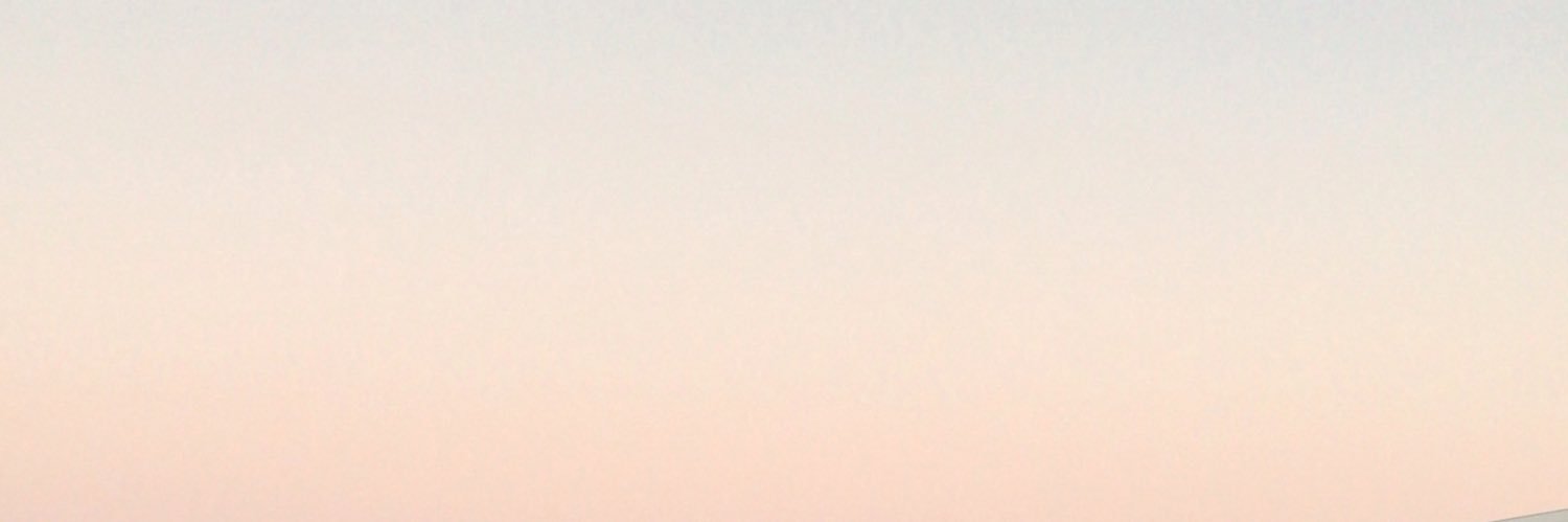 _hollydolan's profile banner image