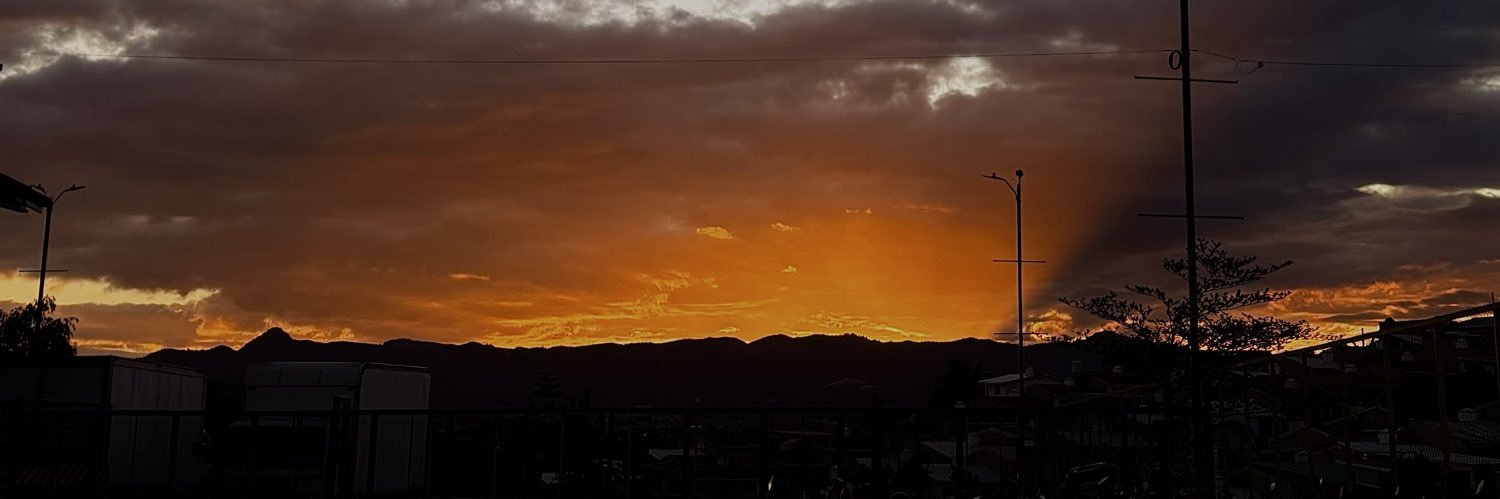 Laura_Cast27's profile banner image