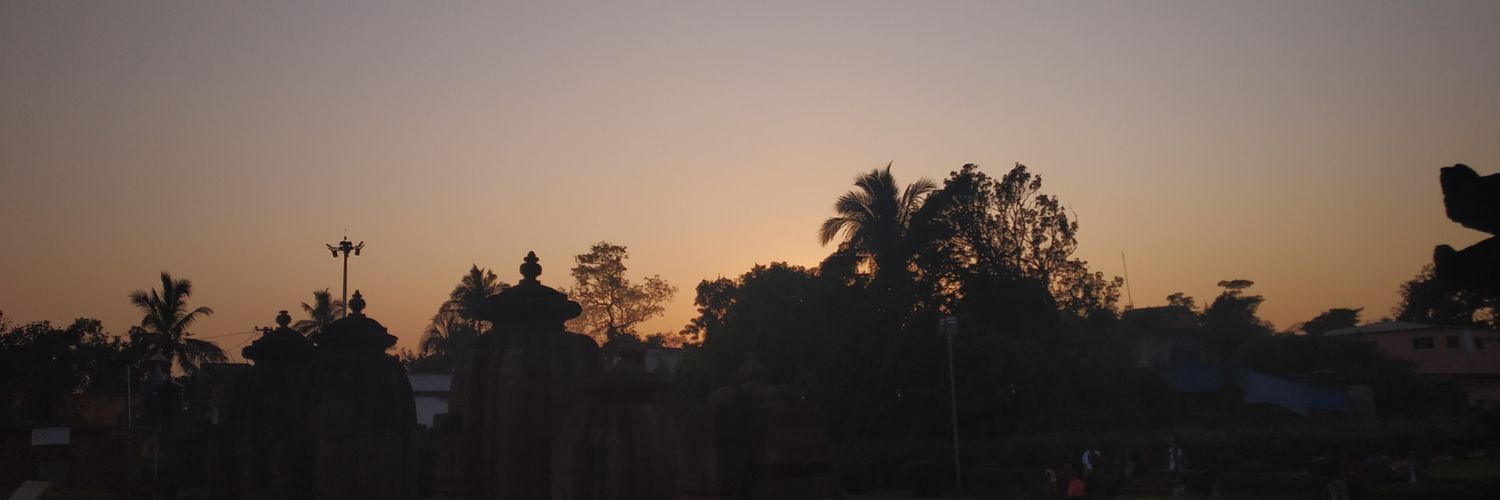 ImNikitha_13's profile banner image