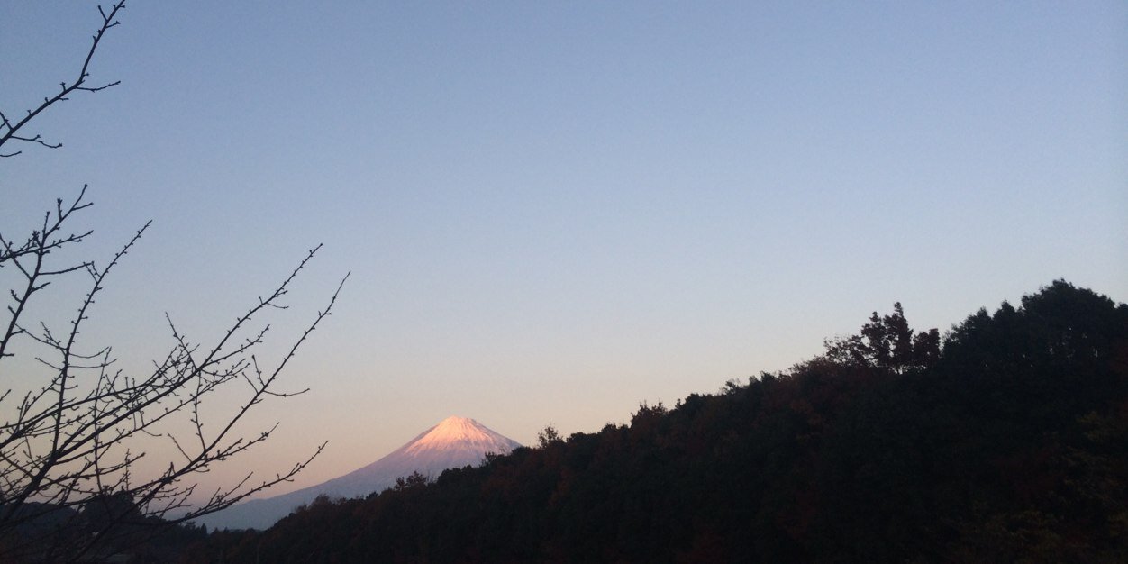 makamiya28's profile banner image