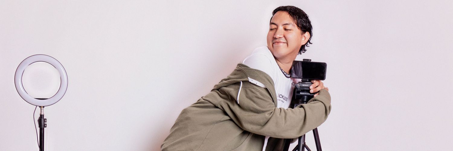 elyingcortez's profile banner image