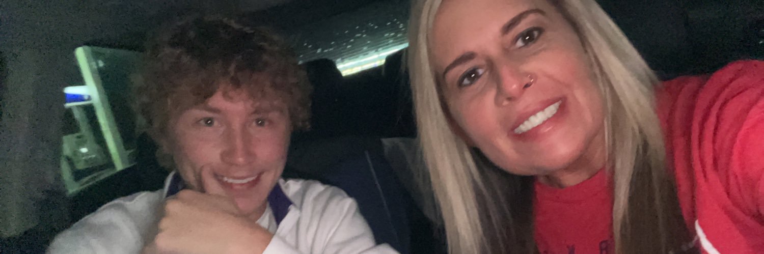 amberpeterson01's profile banner image