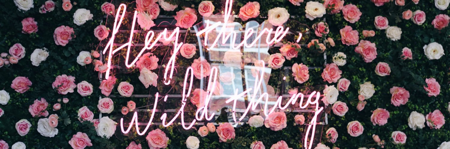 Adelewithlove's profile banner image
