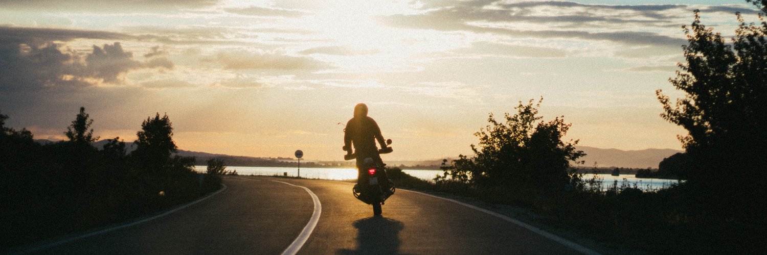moto_ver's profile banner image