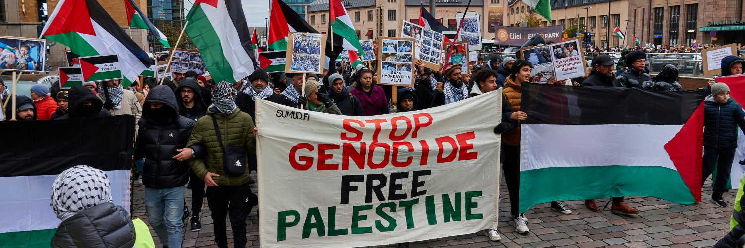 Lavinia Steinfort (she/her) banner