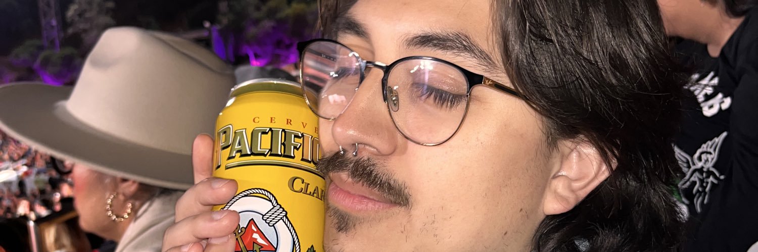 zinerzz's profile banner image