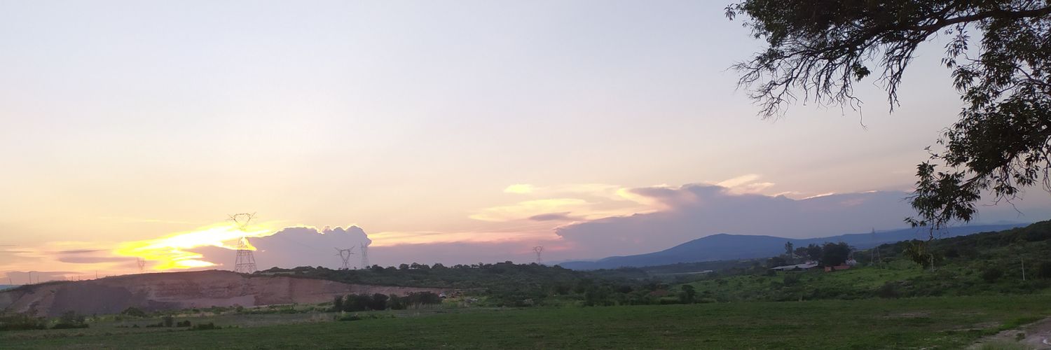 macuau's profile banner image