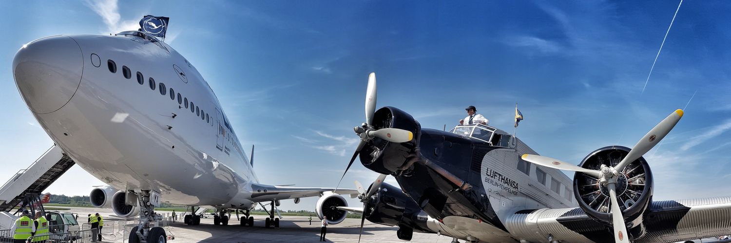 World Aviation 🌍 banner
