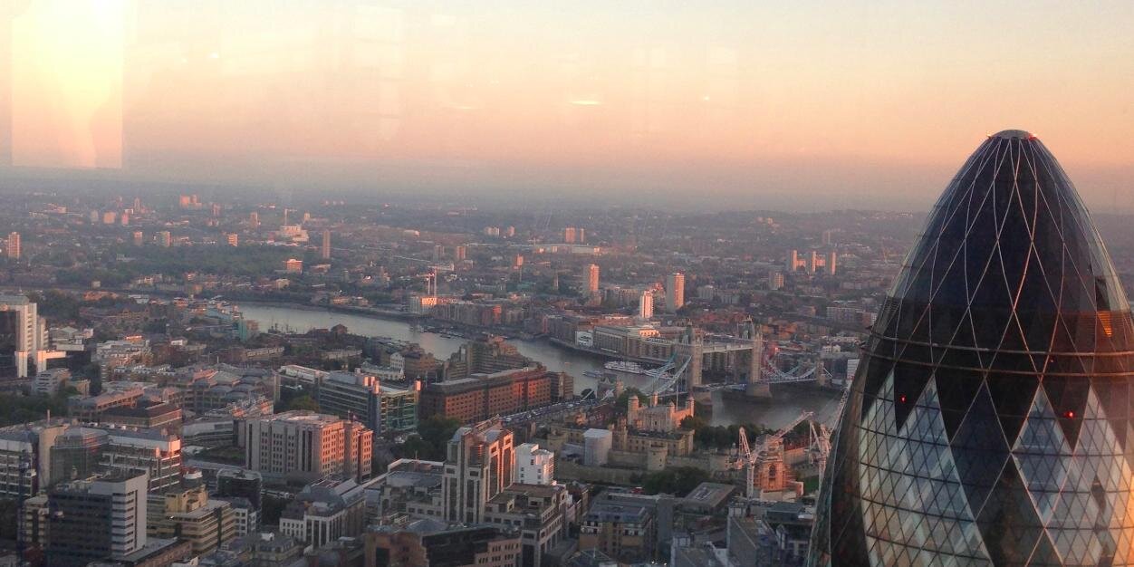 lottie_em's profile banner image