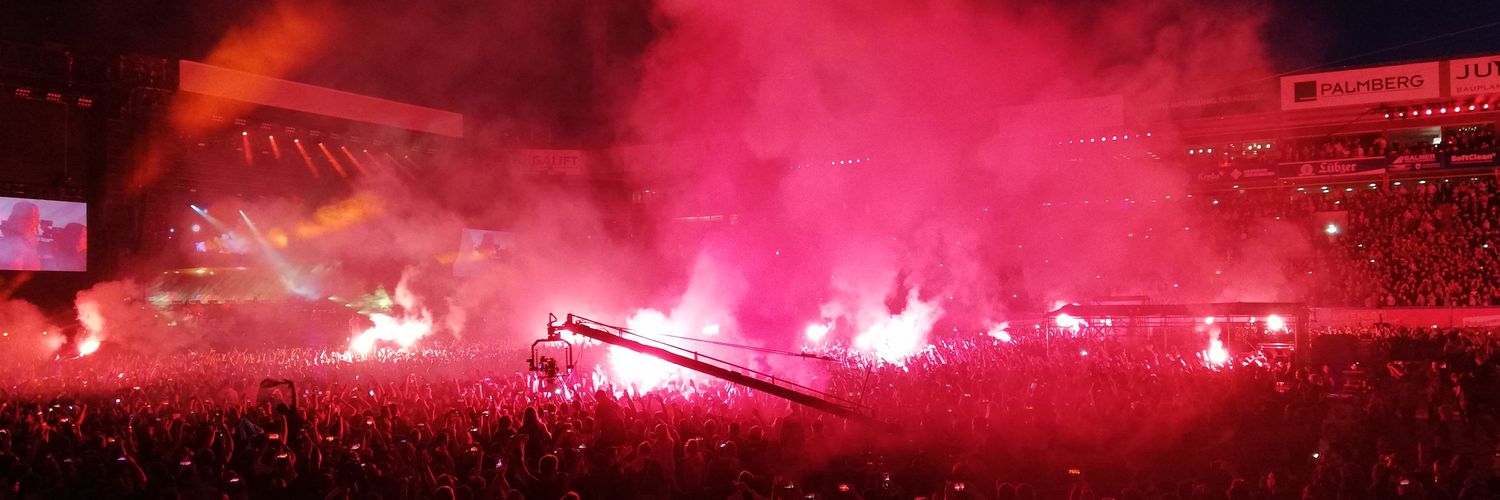 cstmrii's profile banner image