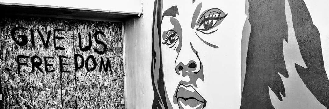 👑regular Rae. banner