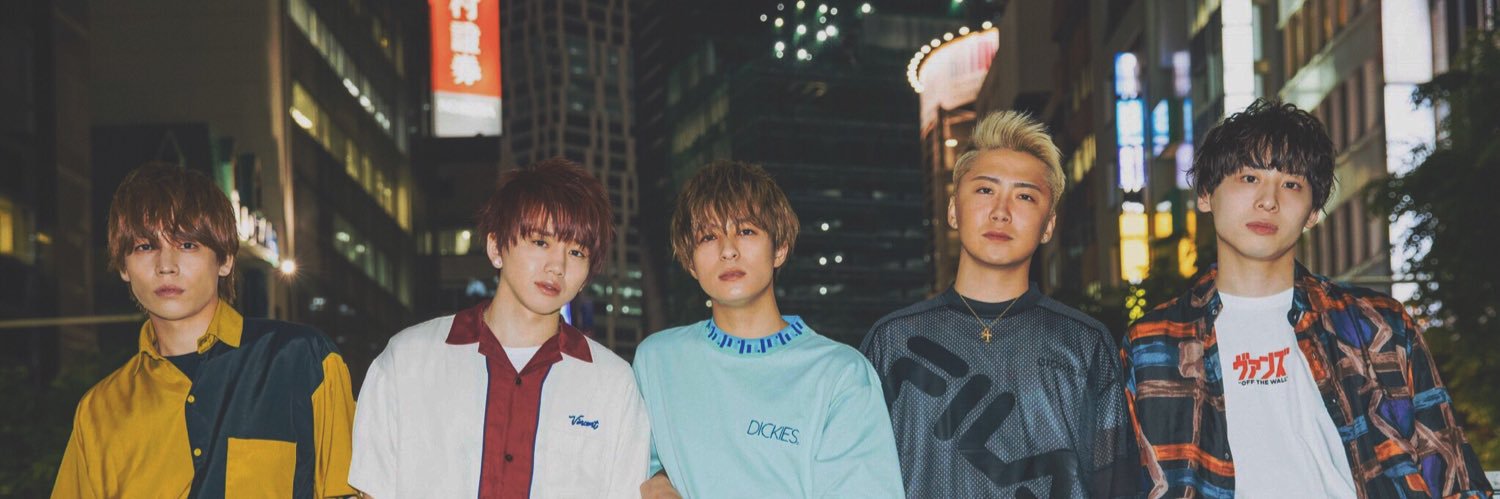 4213_m's profile banner image