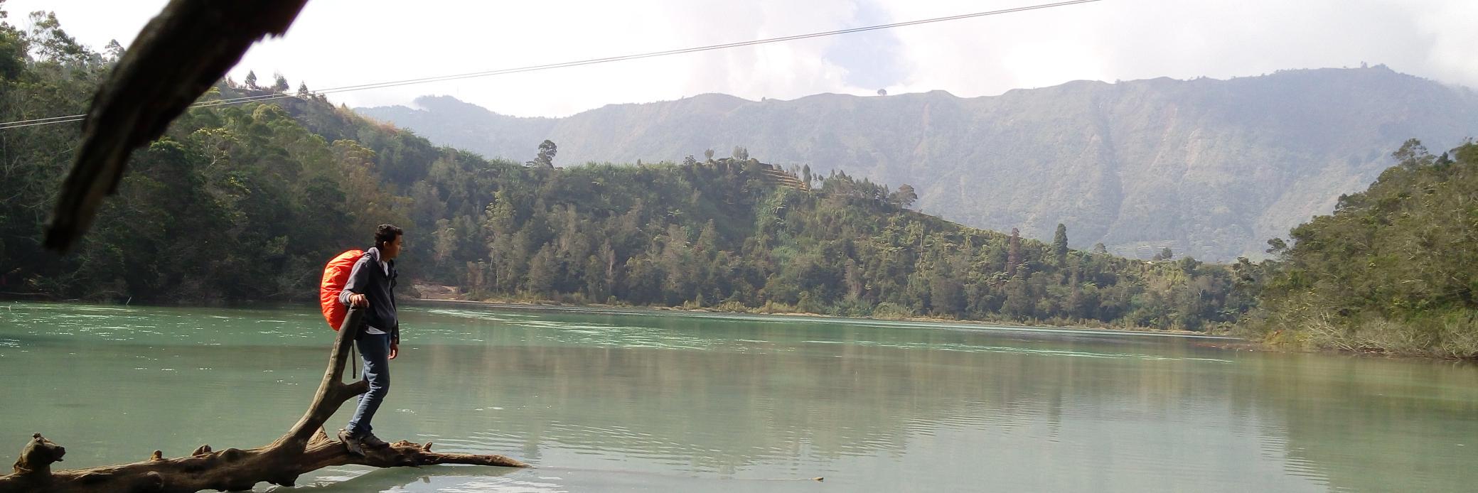 Emrizky's profile banner image