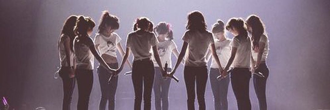 Butterfly Kiss☘️ banner
