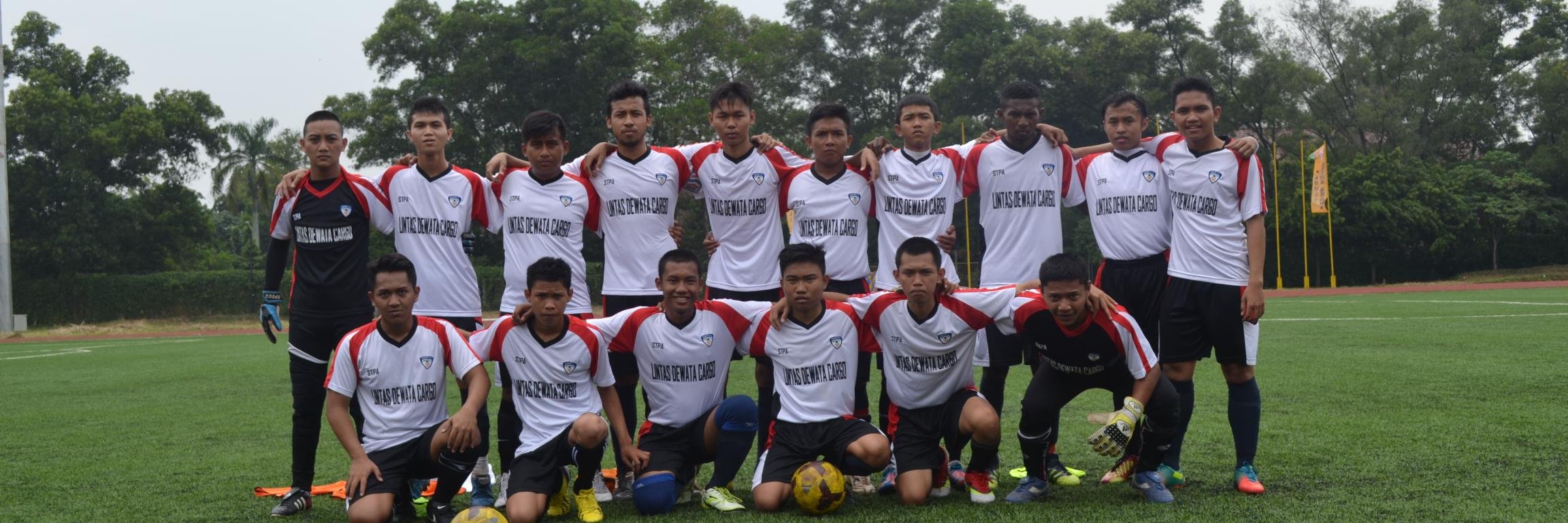 UKM Bola STP Aviasi banner