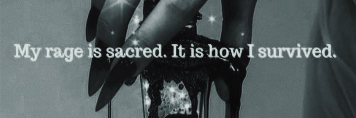 Elle‎ banner