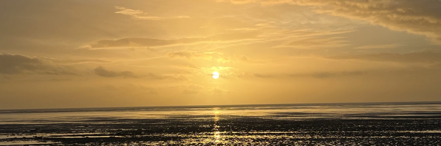 HMRH 👩🏼‍🏫💙 banner