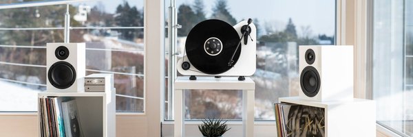 HenleyDesigns1 Profile Banner