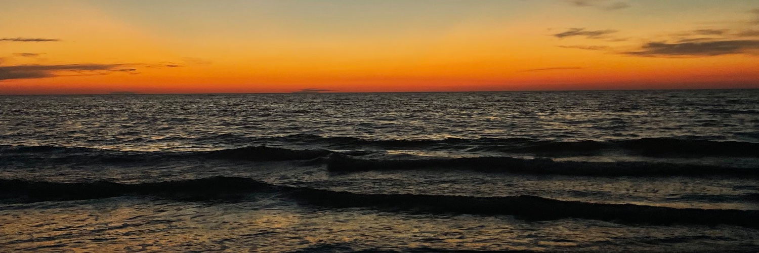 EmalinaLove's profile banner image