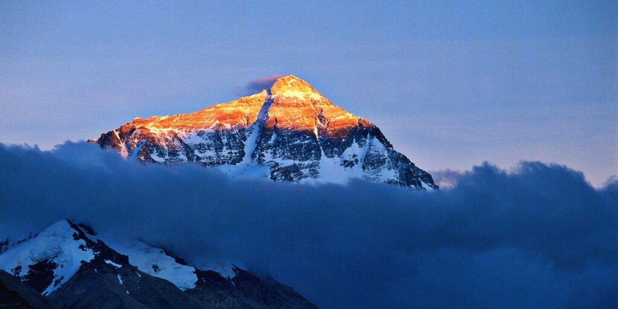 misubidaeverest's profile banner image