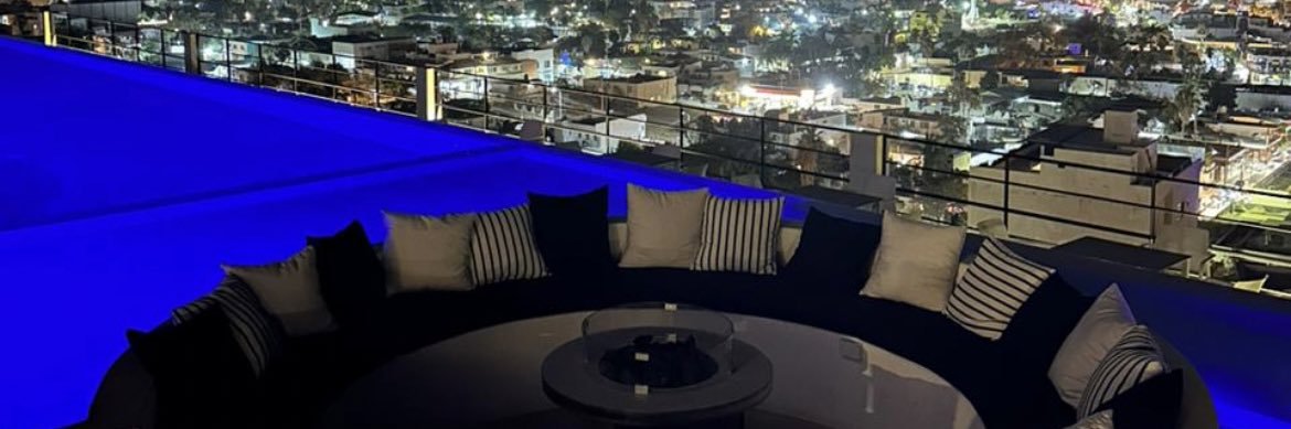 alejandrocrx_'s profile banner image