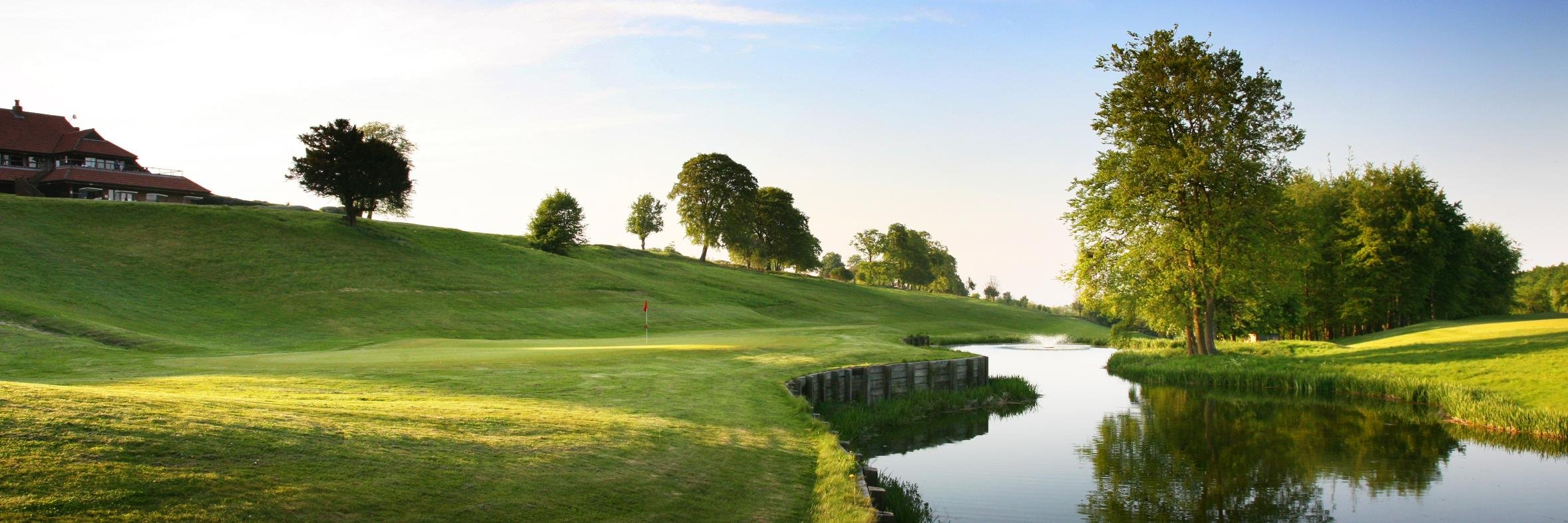 redlibbetsgolf's profile banner image