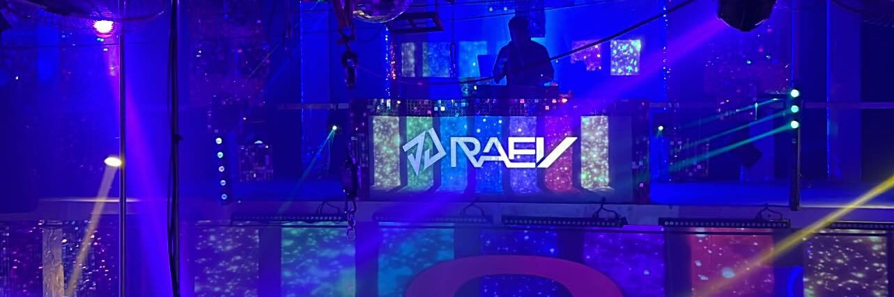 raeviloria's profile banner image
