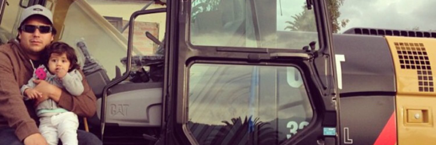 gusroespinelj's profile banner image