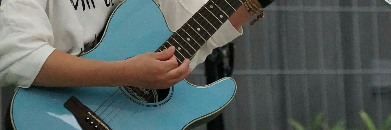 てぃー(Ty_LOVIST VEAW) banner