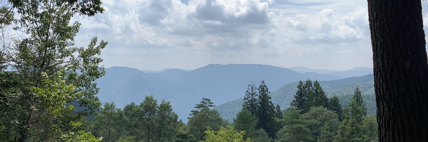 iatttobnn's profile banner image