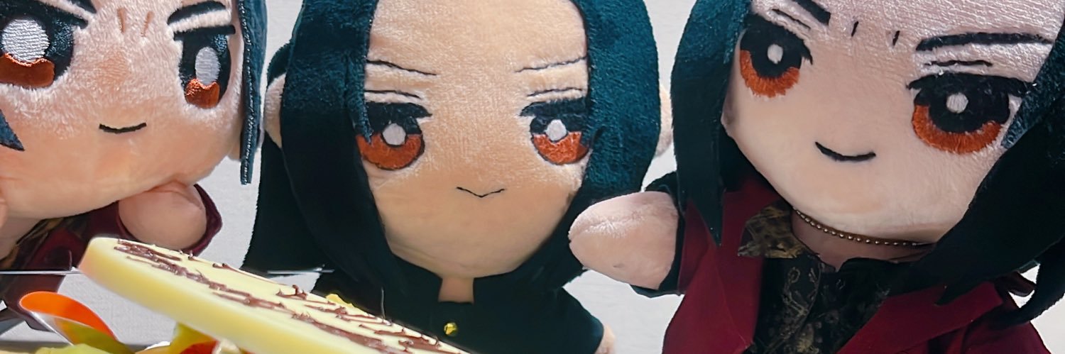 tz_r1's profile banner image