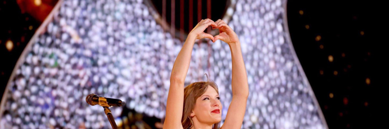 FearlesslySarah's profile banner image