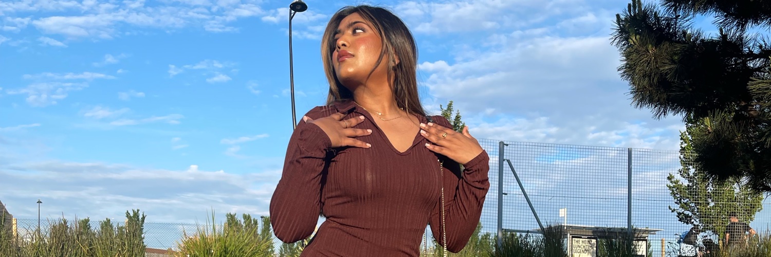 AmreenRaisa's profile banner image