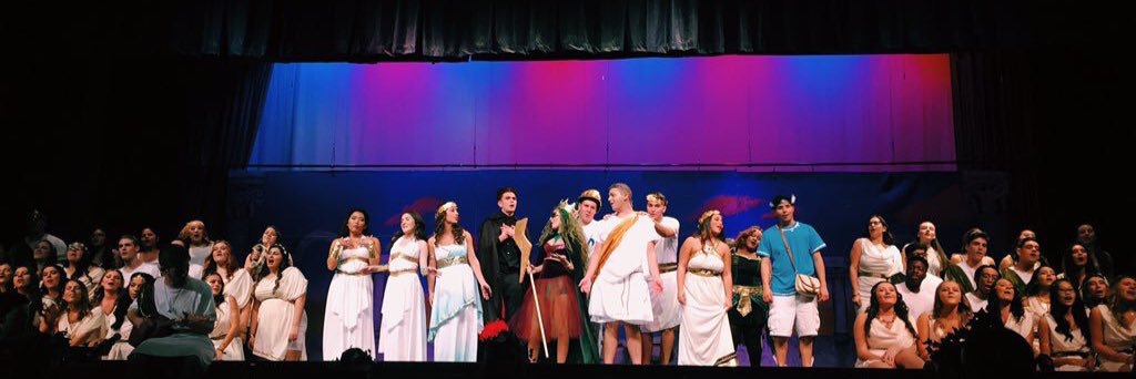 SeniorSing2016's profile banner image