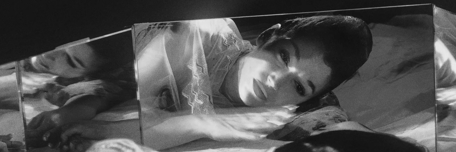 Úrsula Corberó Updates banner