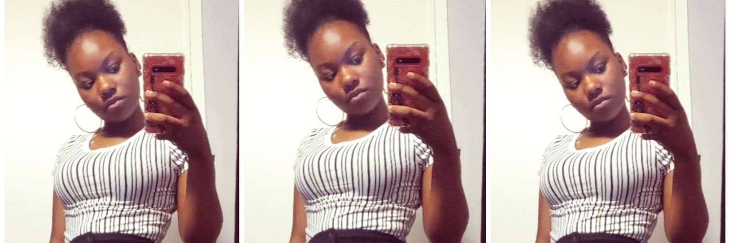 nini_ladawn's profile banner image