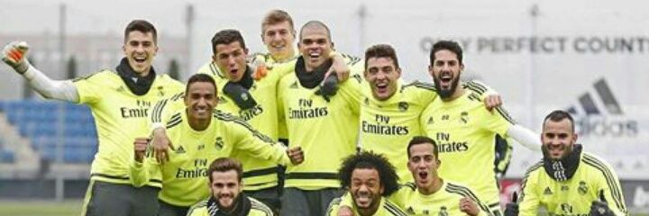 Moniss banner