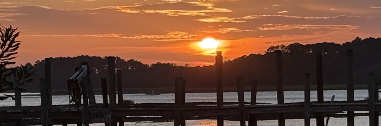 leighrand's profile banner image