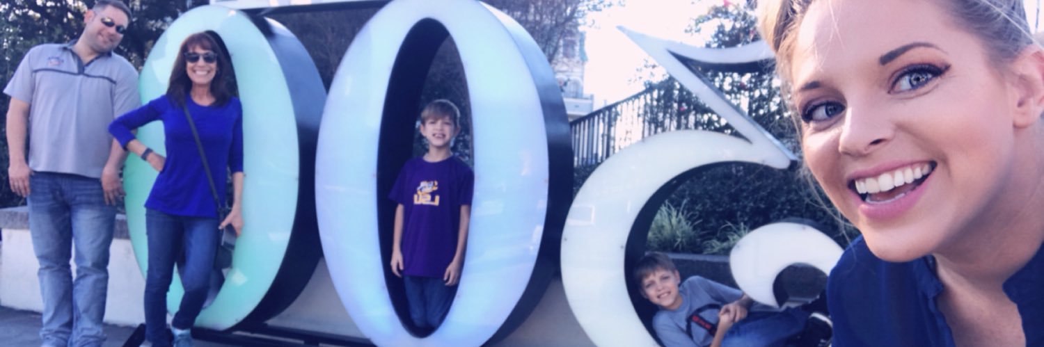 KatTheFunnyMom's profile banner image