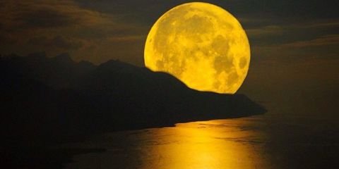 MahKosem's profile banner image