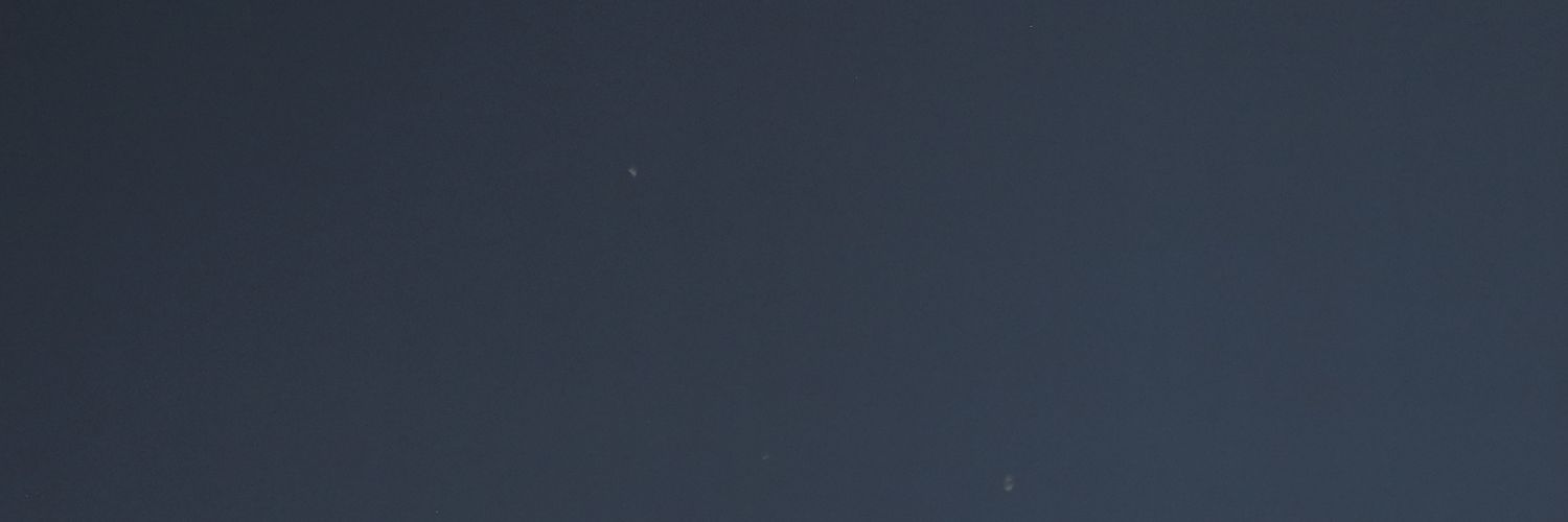 adnilriza's profile banner image