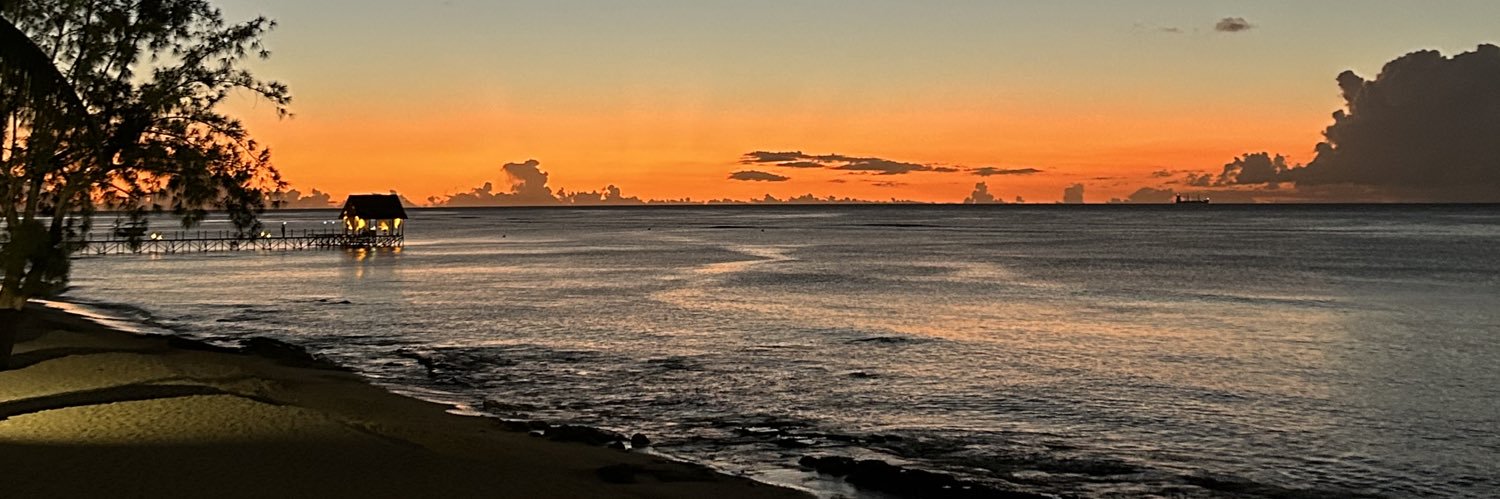 Hadeel Azhar | هديل أزهر banner