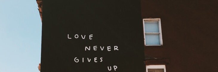 charwhitee's profile banner image