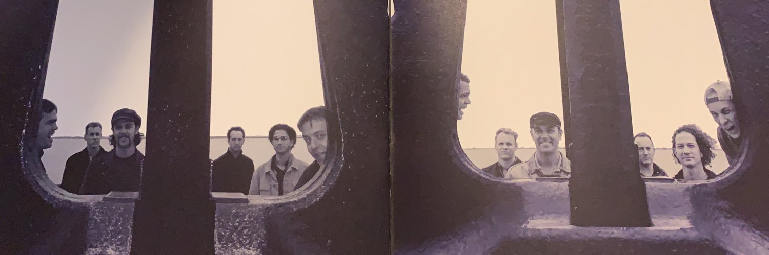 GEEELOWWW's profile banner image
