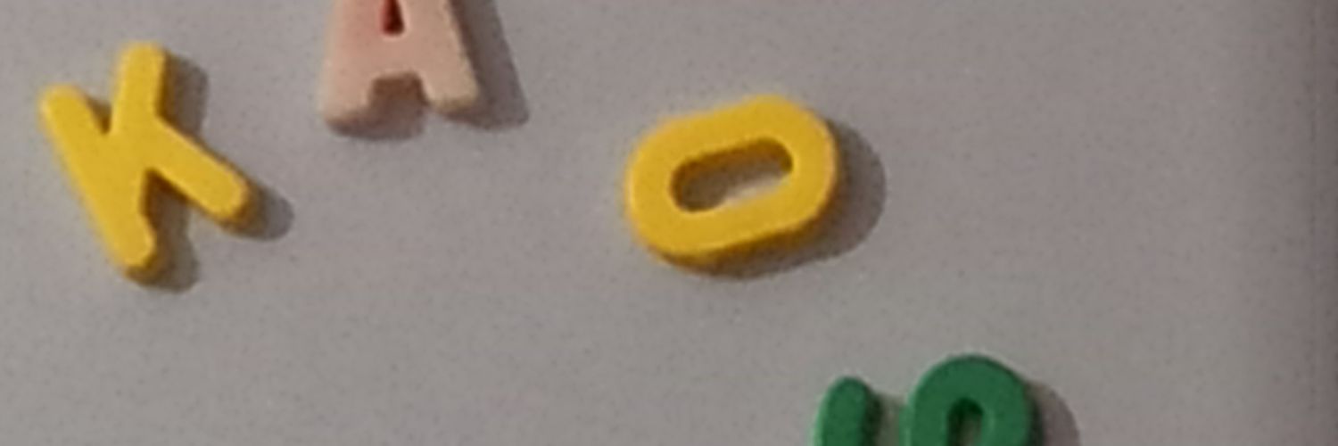 ander the table banner