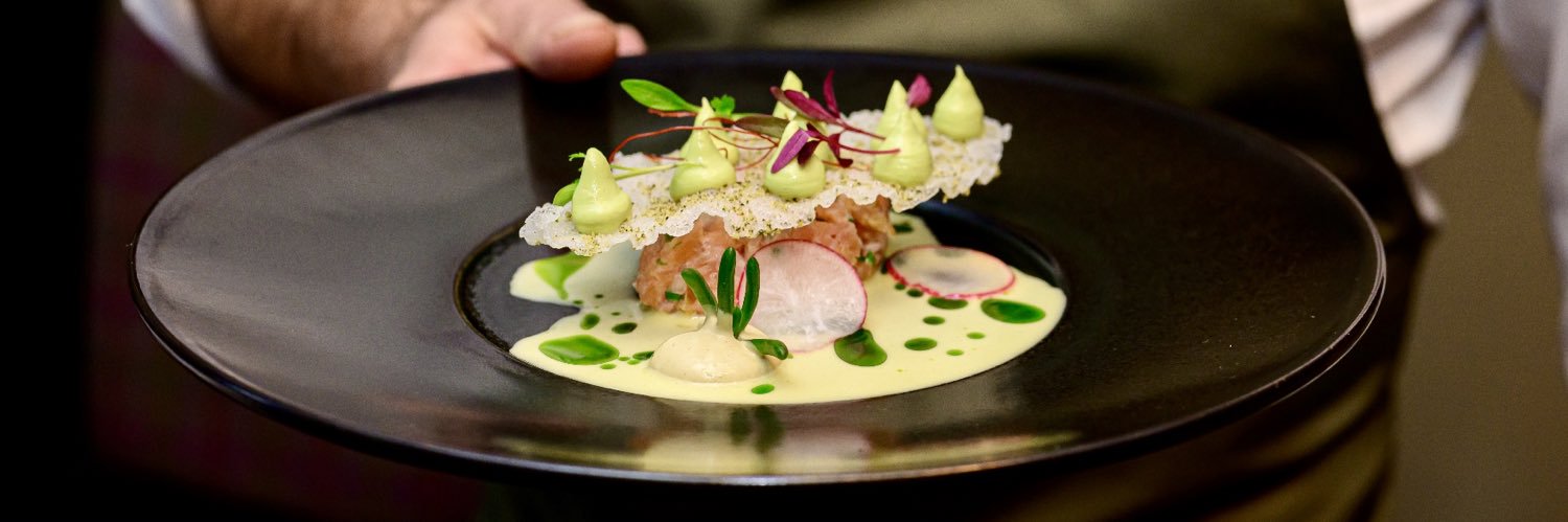 Gordon's Restaurant with rooms banner