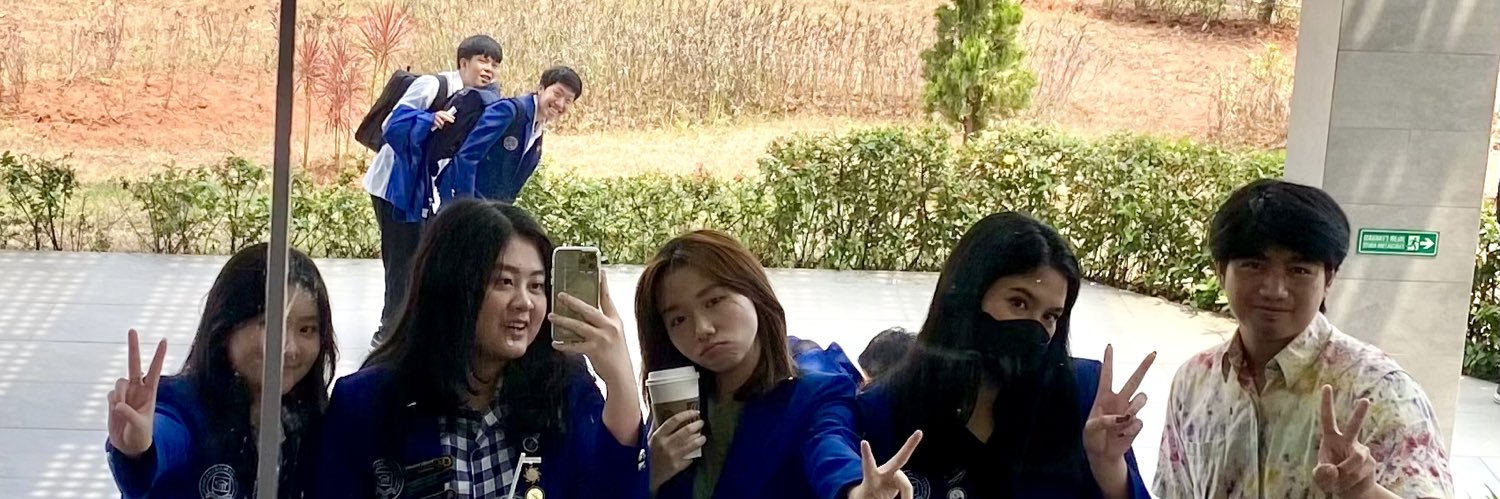 leesuunmi's profile banner image